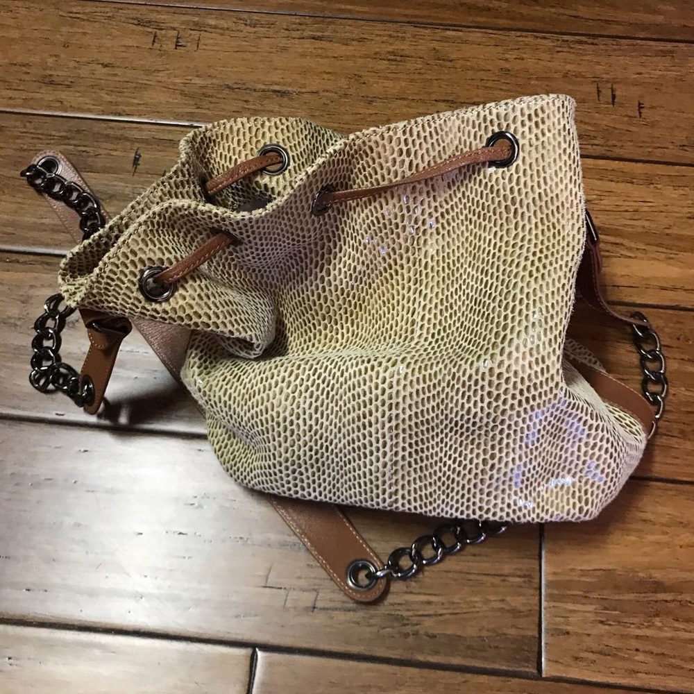 Spiral brand new without tags bucket bag
